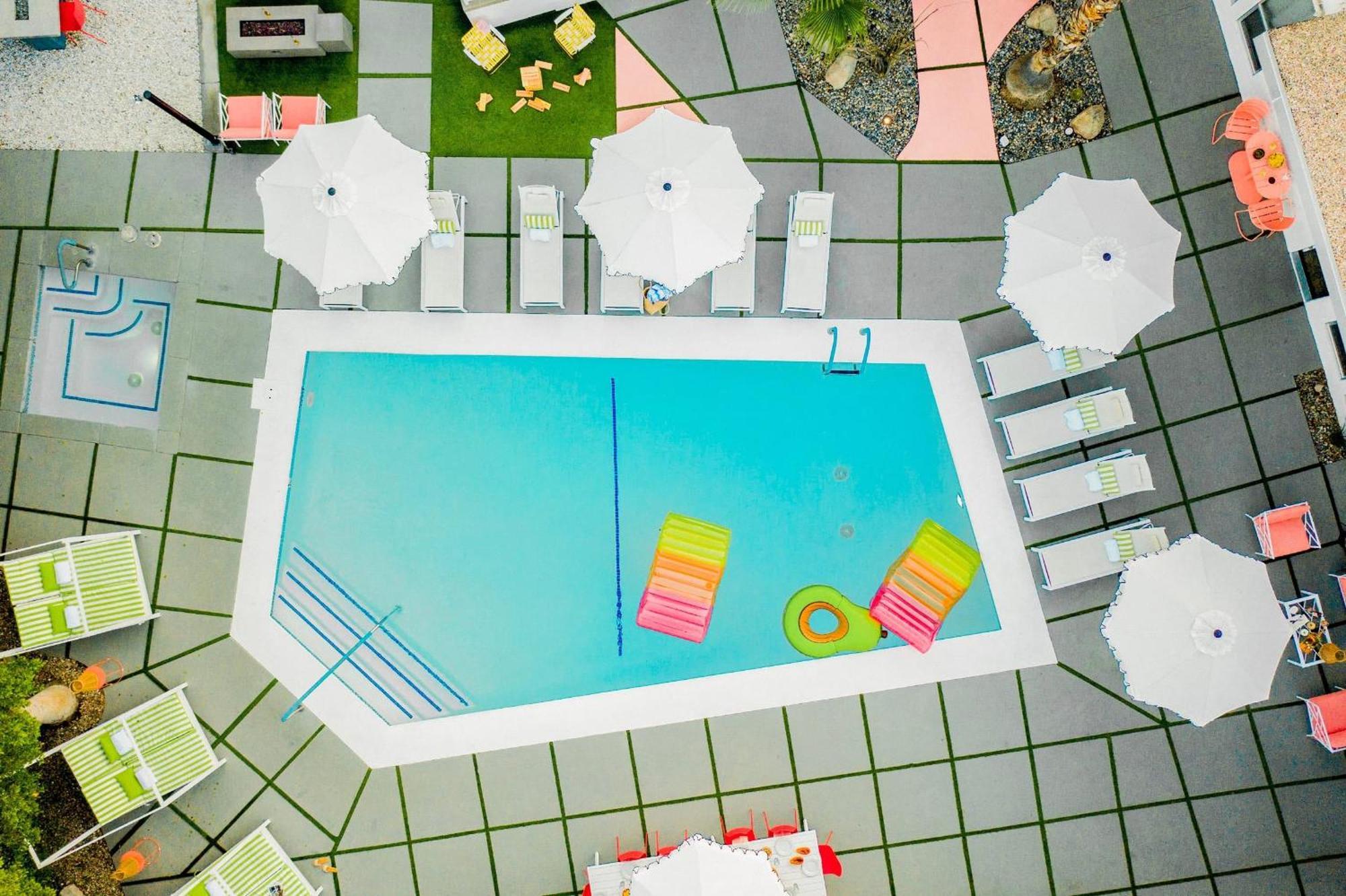 The Wesley Hotel By Avantstay Retro Spacious W Bbq Pool Spa Palm Springs Exterior foto